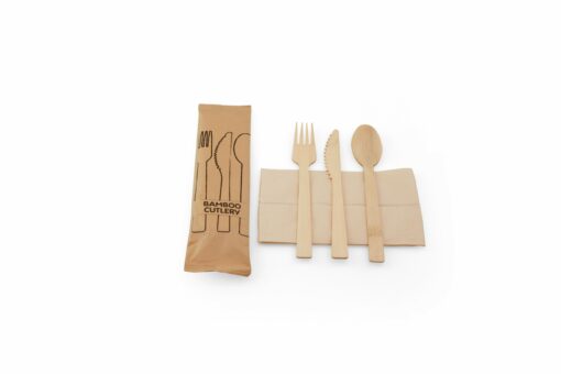 Couverts fourchette couteau cuillère bambou, serviette papier FSC®, en sachet papier FSC®